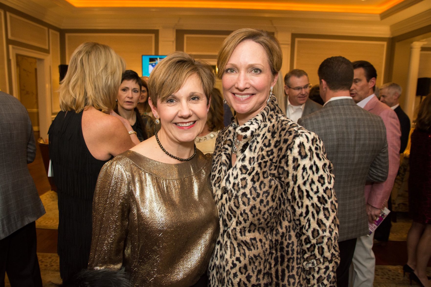 Julie Bahr, Mary Pat Brown